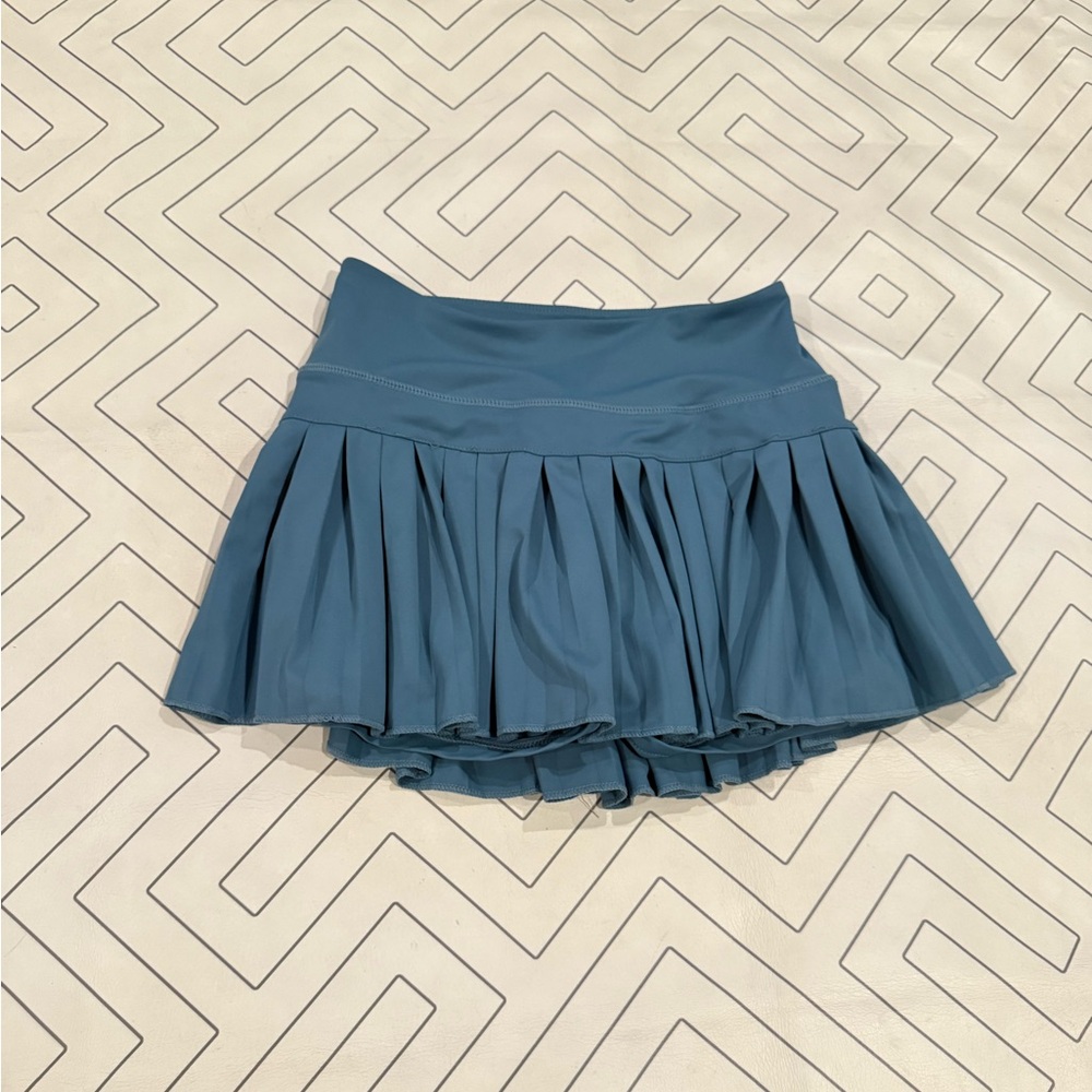 Goldhinge Turquoise Pleated Skort
